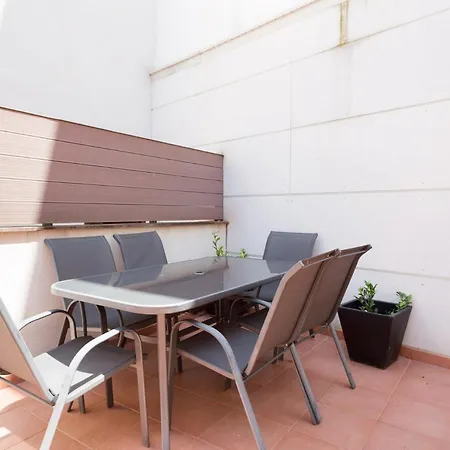 Villa Tassis, Acogedora Con 5 Apartamentos, Piscina Al Aire Libre Con Capacidad Grupos- Pet Friendly By Globalsitges *